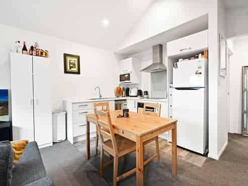 2/5 Teddy Street, Whitiora