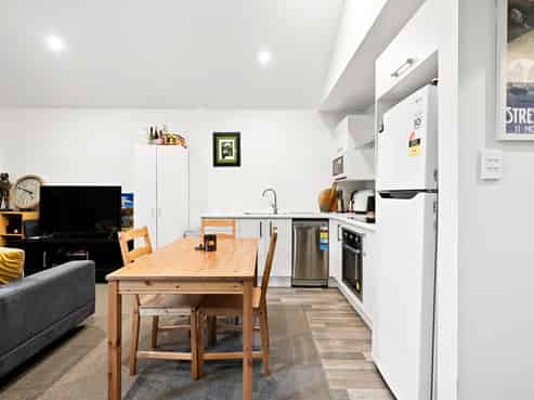 2/5 Teddy Street, Whitiora