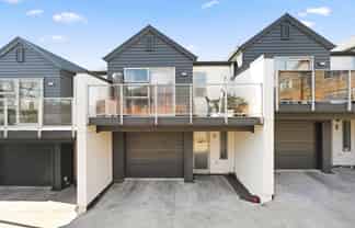 2/5 Teddy Street, Whitiora