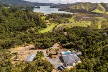 240A Wainui Road, Whangaroa