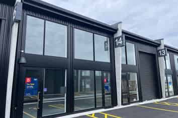 Versatile Commercial Premises in Papamoa