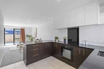 3/42 Barbour Street, Waltham