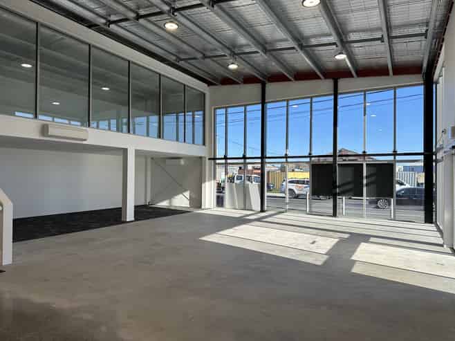 A-Grade Industrial unit on Austin Street