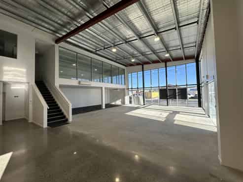 A-Grade Industrial unit on Austin Street