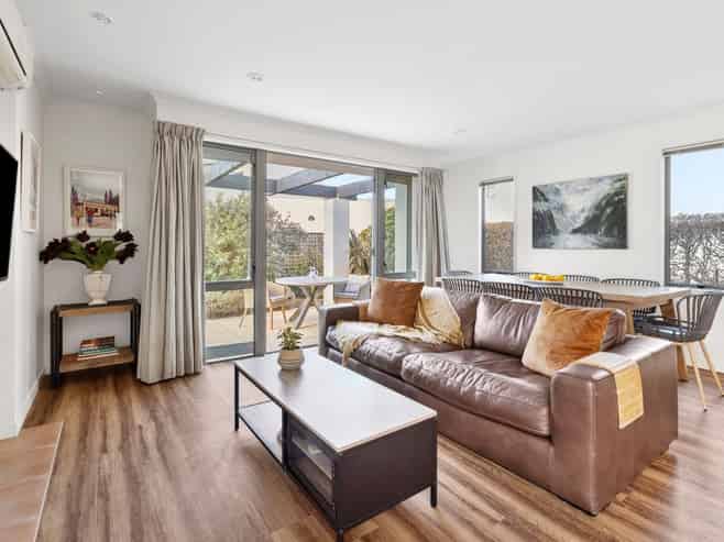 13 Meadowbrook Place, Wanaka