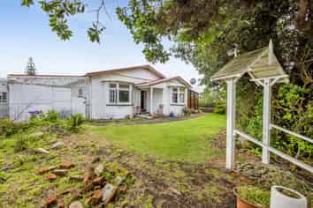 32 Norfolk Street, Patea