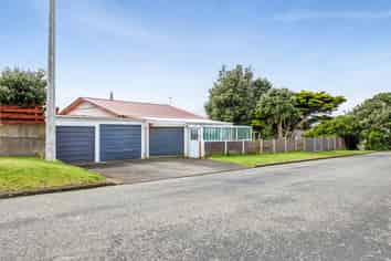 32 Norfolk Street, Patea