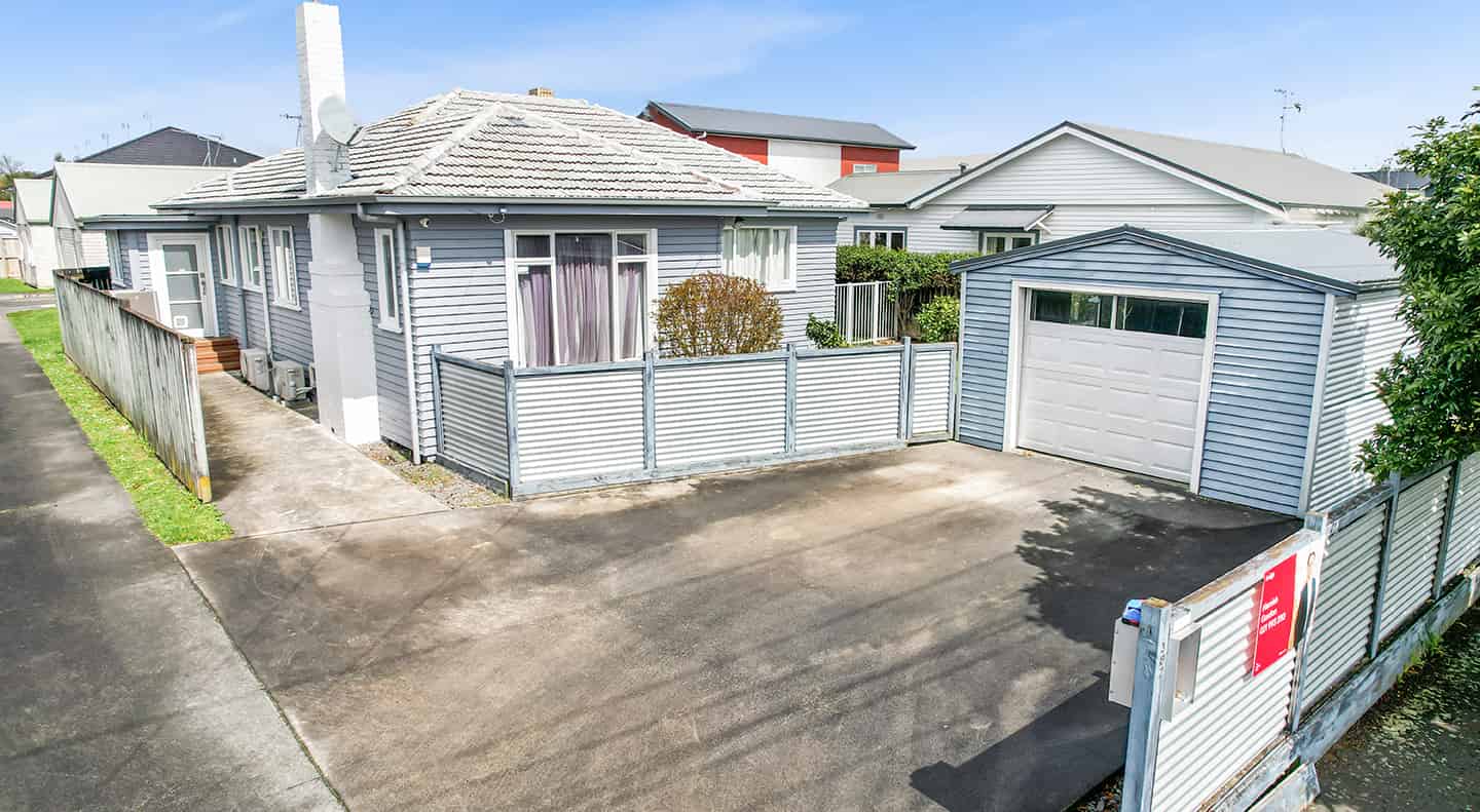 Sold 192 Old Farm Road, Hamilton East realestate.co.nz