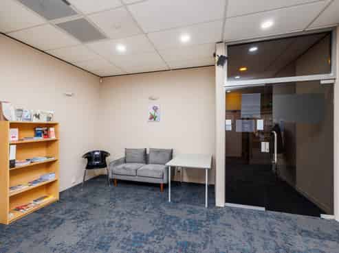 For lease upstairs office