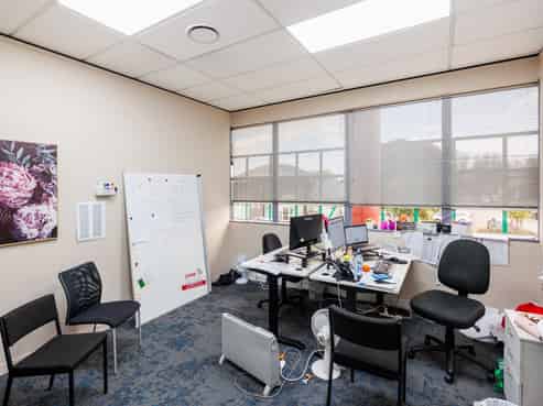 For lease upstairs office