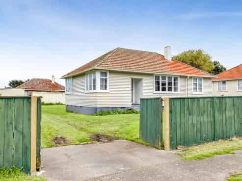 179 Egmont Street, Patea