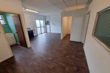 Great Value Kelvin Grove Retail or Office