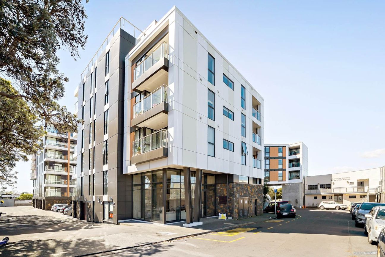 Perfect Location In Epsom Double grammar zone!! – další