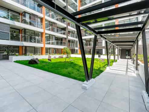 106/10 Lion Place, Epsom