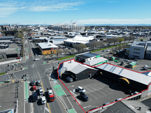Strategically Located Showroom With Great Exposure
