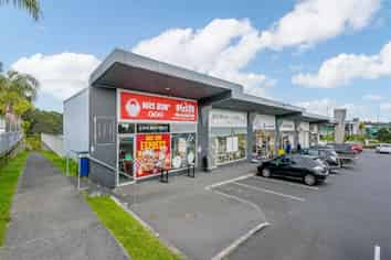 PRIME F&B UNIT WITH ESTABLISHED TENANT!

