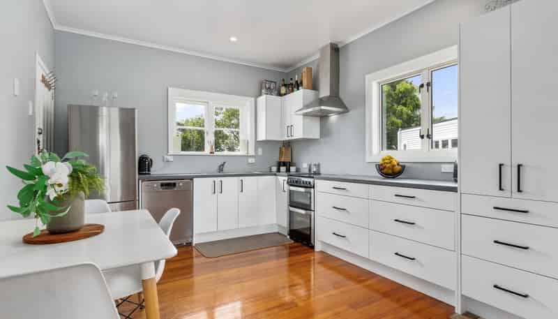93 Fox Street, Featherston