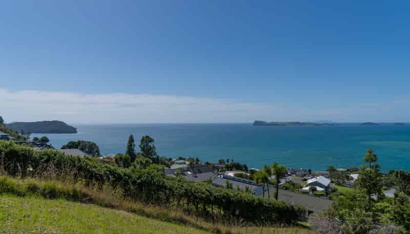 279 Paku Drive, Tairua