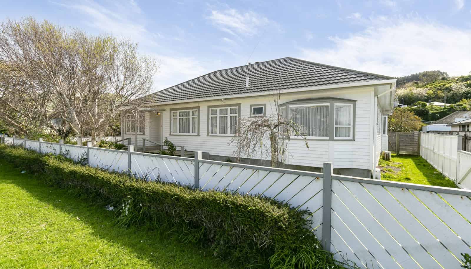 Sold 73 Oxford Street, Tawa realestate.co.nz