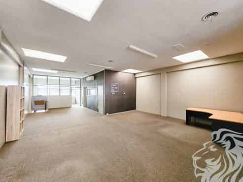 Central Office + Parking -  c.130m²