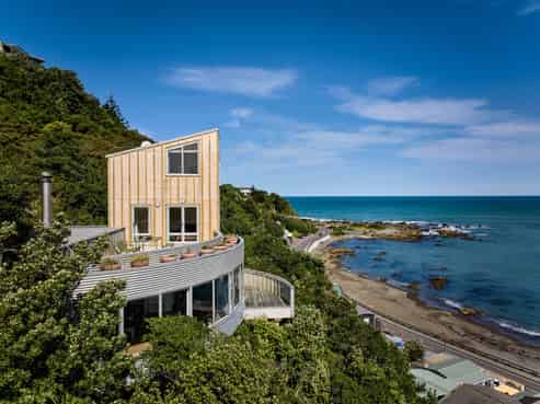 42 Owhiro Bay Parade, Owhiro Bay