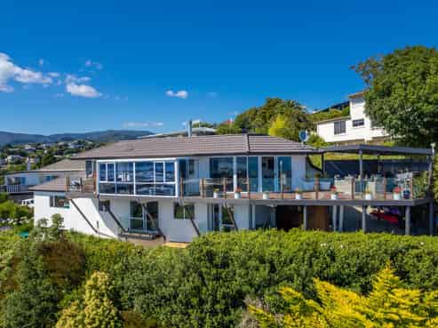 68 Queens Road, Stepneyville