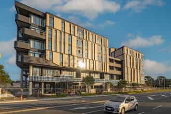 308/48 Esmonde Road, Takapuna