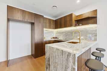 308/48 Esmonde Road, Takapuna