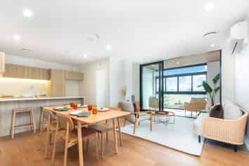 317/48 Esmonde Road, Takapuna