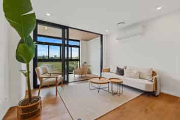 P01/48 Esmonde Road, Takapuna