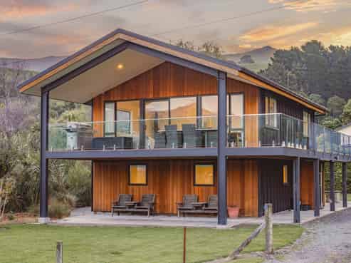 816 Wainui Main Road, Wainui