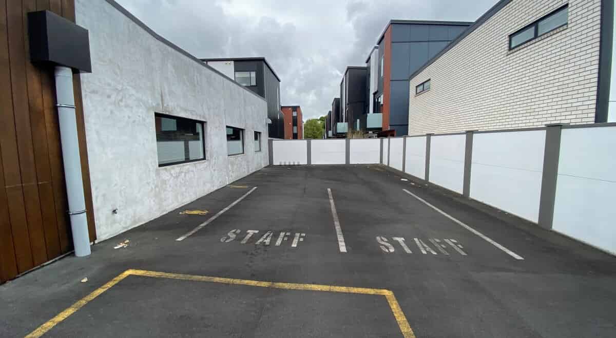 For lease 2/164 London Street, Hamilton Central realestate.co.nz