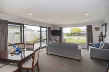 6 Mueller Drive, Oceanview