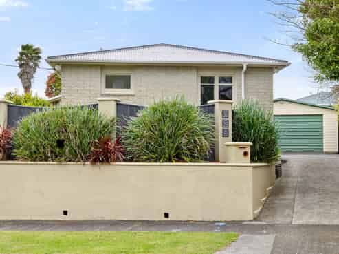 329 Frankley Road, Ferndale