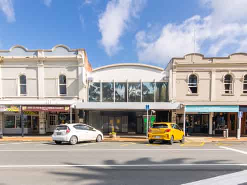 Prime Retail Space in Devonport's Vibrant Heart