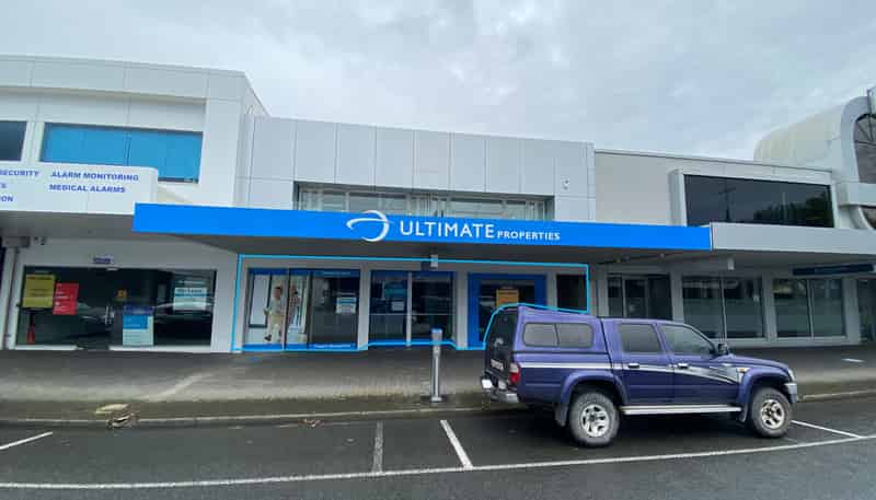 919 Victoria Street, Hamilton Central