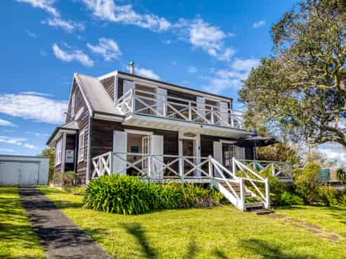 12 Brind Road, Russell