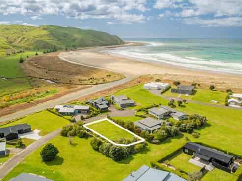 33 Shoal Beach Road, Central Hawkes Bay Coastal