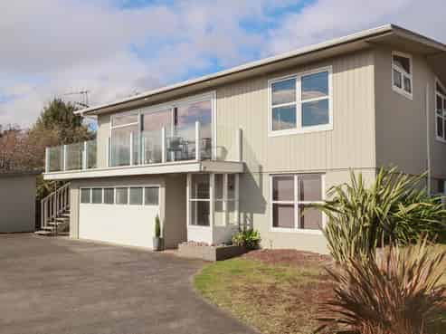 4 Weka Road, Waipahihi
