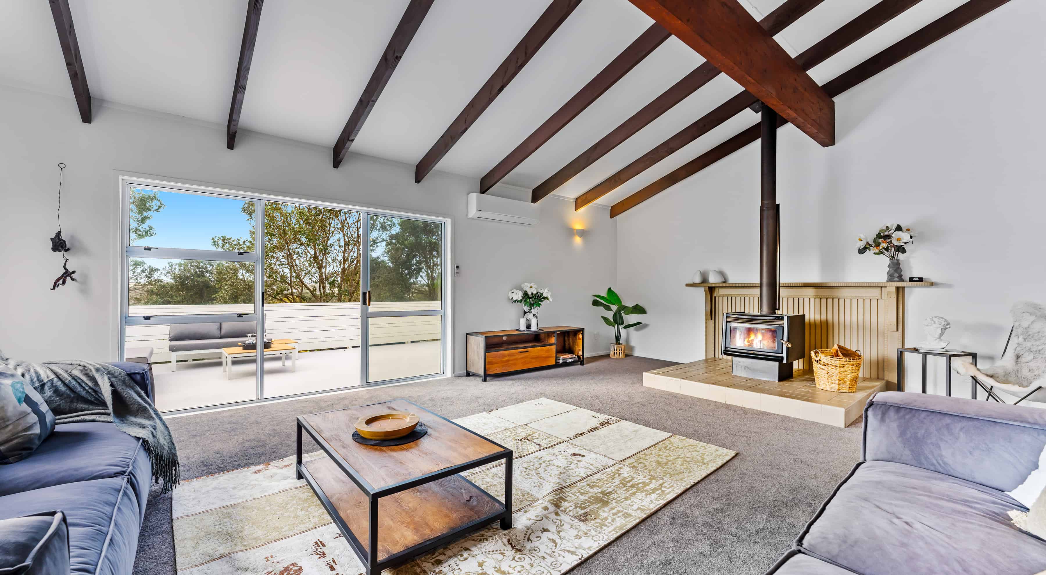 8 Widmore Drive, Massey, Waitakere City For Sale realestate.co.nz