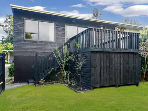4/60 Moncrieff Avenue, Clendon Park