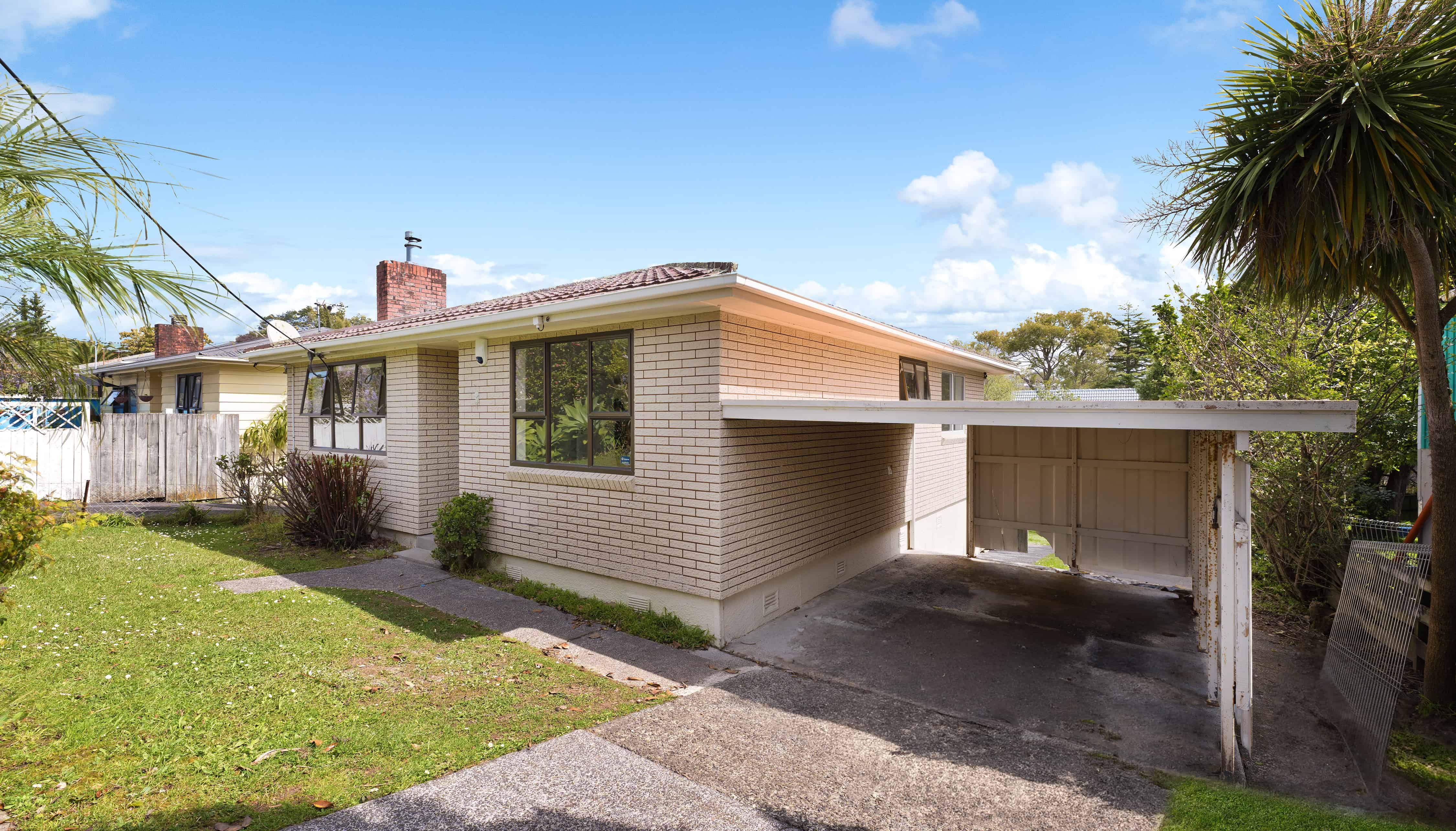 Sold 7 Springside Place, New Lynn realestate.co.nz