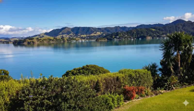 8A McKenzie Road, Whangaroa