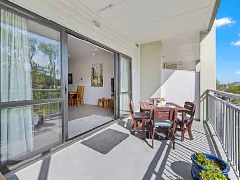 17/128 Stancombe Road, Flat Bush