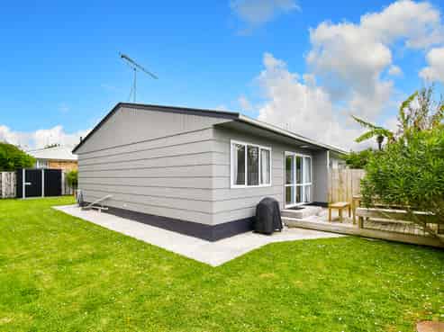 7/170 Great South Road, Drury