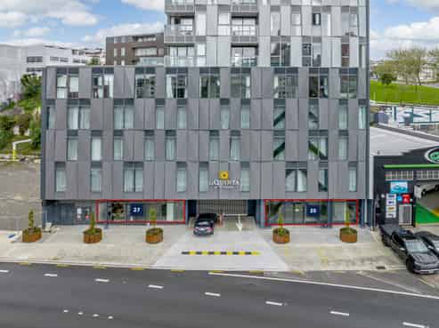 Parnell Retail - Vendor wants SOLD!