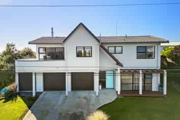 575 Pukehina Parade, Pukehina