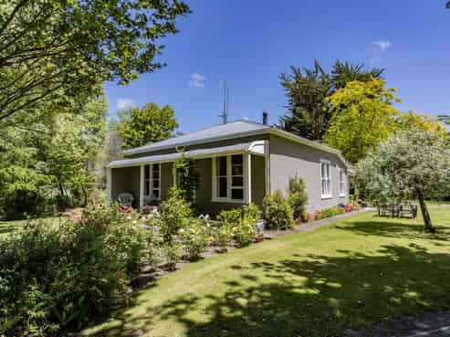 439 Lower Sefton Road, Sefton
