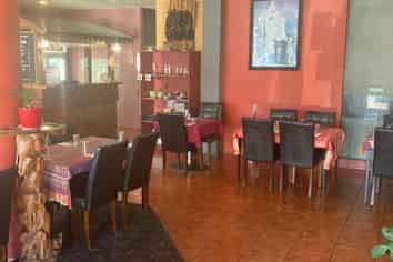 Successful restaurant business for sale