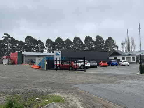 Harewood workshop and yard